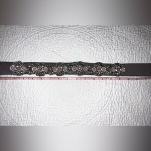 Vintage Gray Elastic Stretch Waist Belt Purple Glass Beads  Snap Back